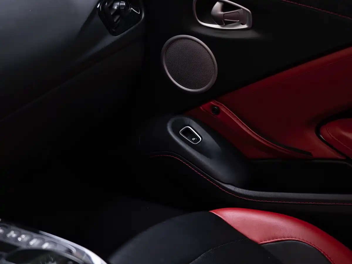 Aston Martin Vantage 2019 2018 4.0T V8 Coupe