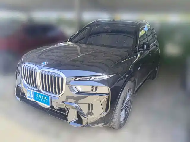 BMW X7 2023 xDrive40i Exclusive Luxury Package — фото 1