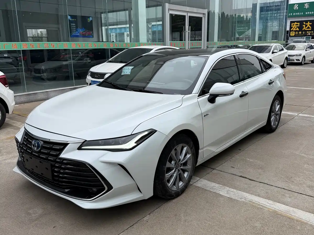Toyota Avalon 2024 Model Hybrid 2.0L Premium Selection Edition фото 2