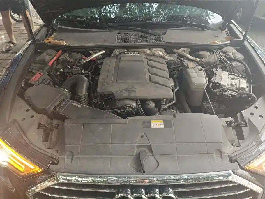 Audi A6L 2021 45 TFSI quattro Exclusive Elegance фото 10