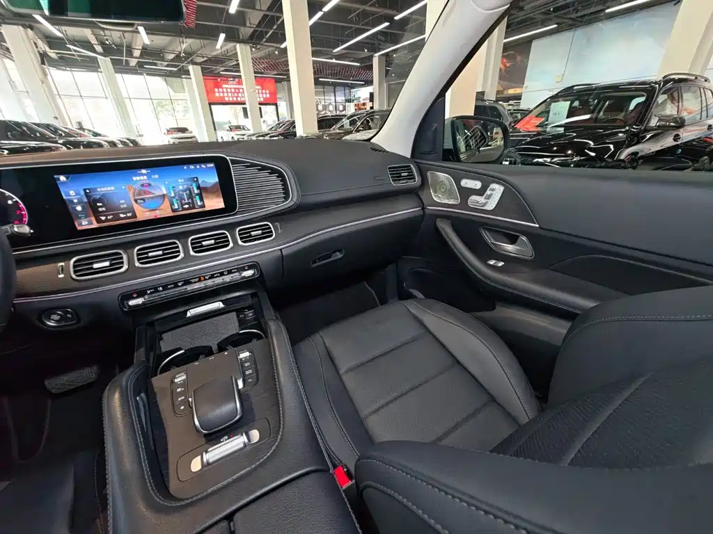 Mercedes-Benz GLE, миниатюра 29