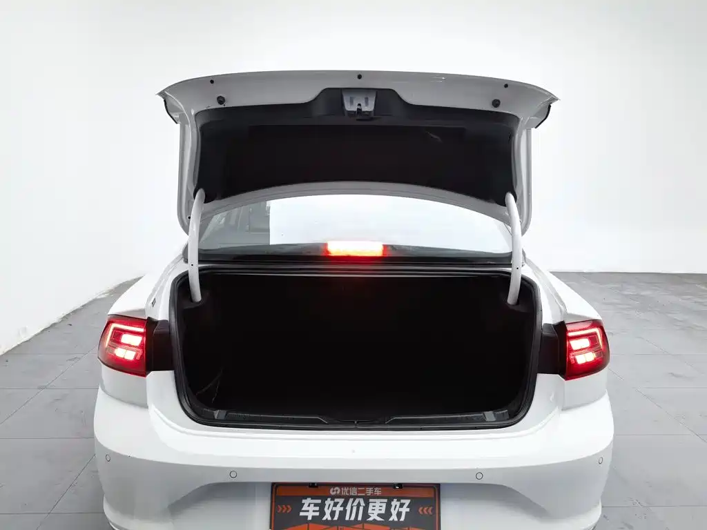 Volkswagen Lamando, миниатюра 16