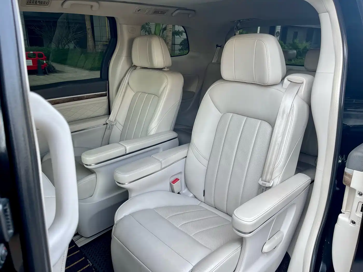 GAC Trumpchi Trumpchi M8 2018 320T Premium Edition фото 5