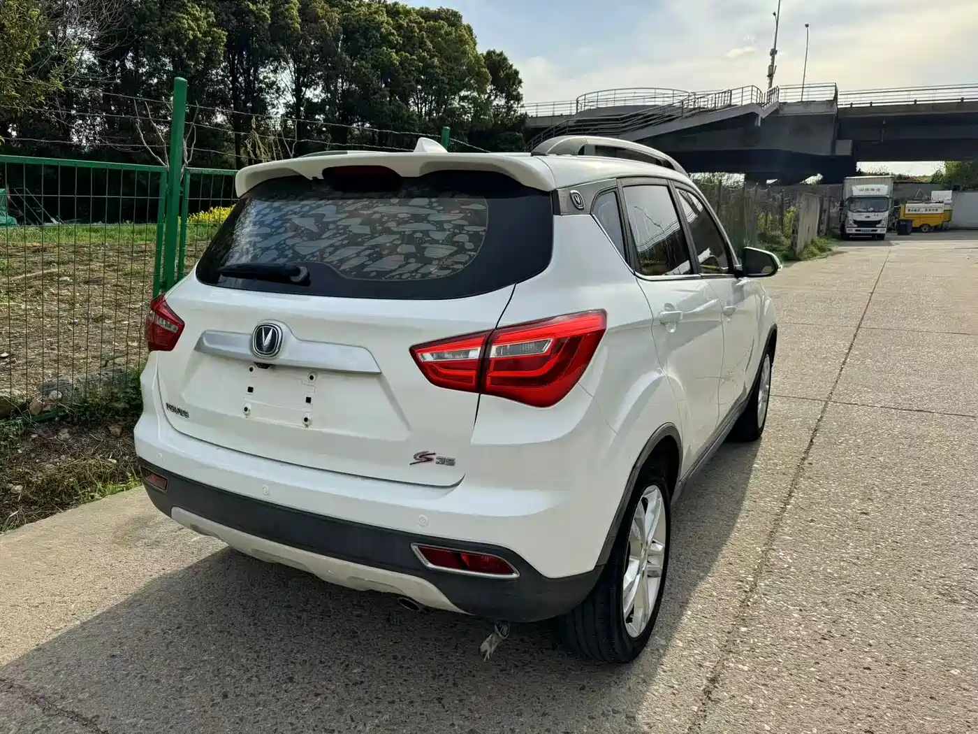 Changan CS35 2017 2017 1.6L Auto Luxury