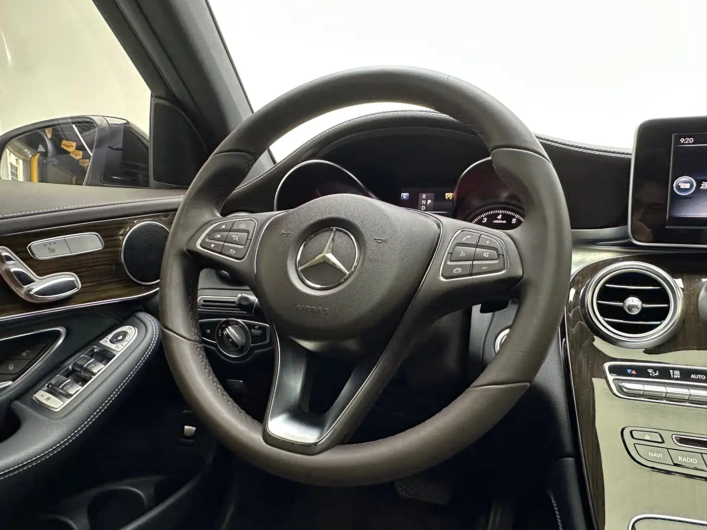 Mercedes-Benz GLC 2017 GLC 260 4MATIC Dynamic фото 10