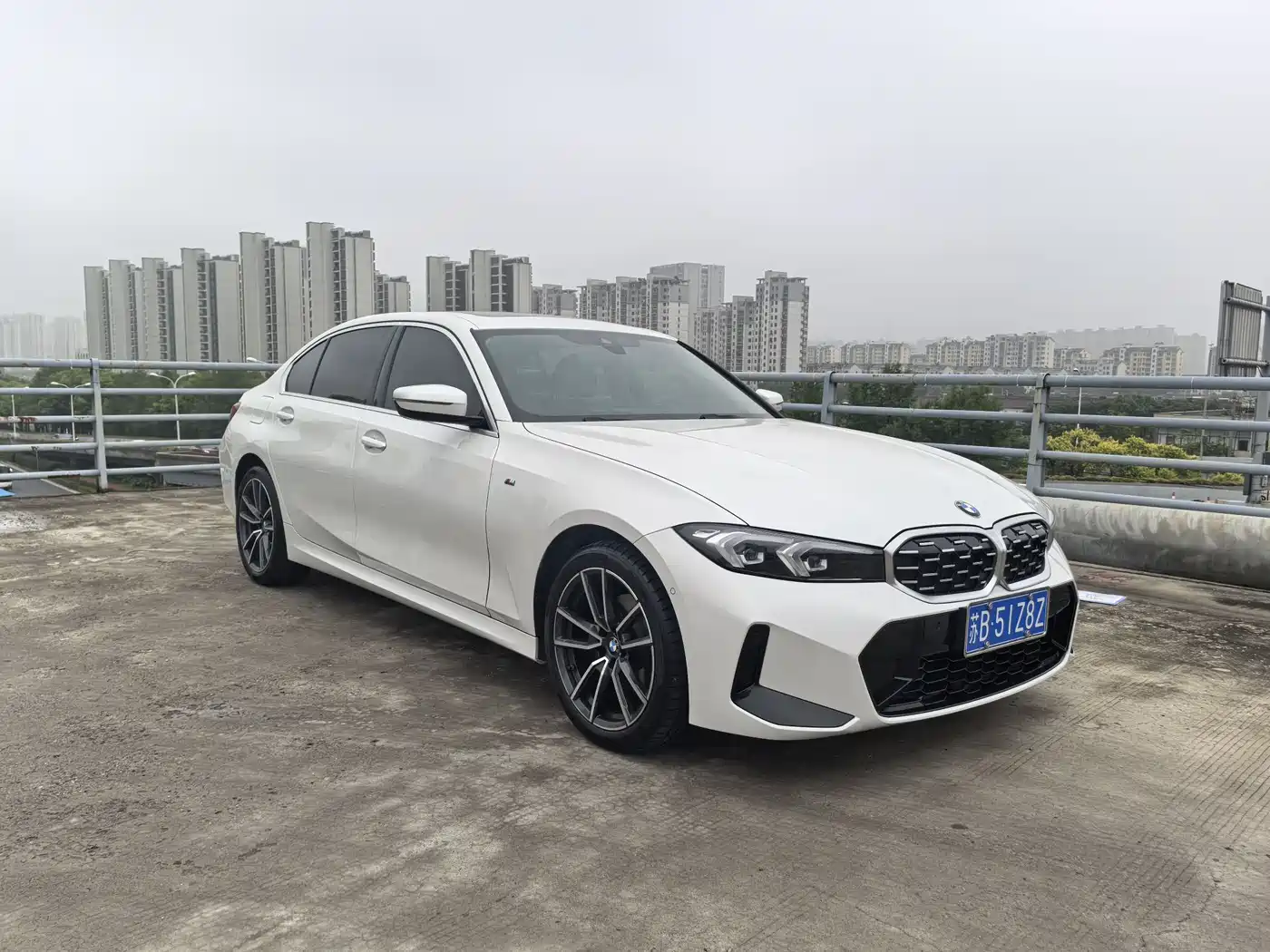 BMW 3 Series 2024 325Li M Sport Package фото 3