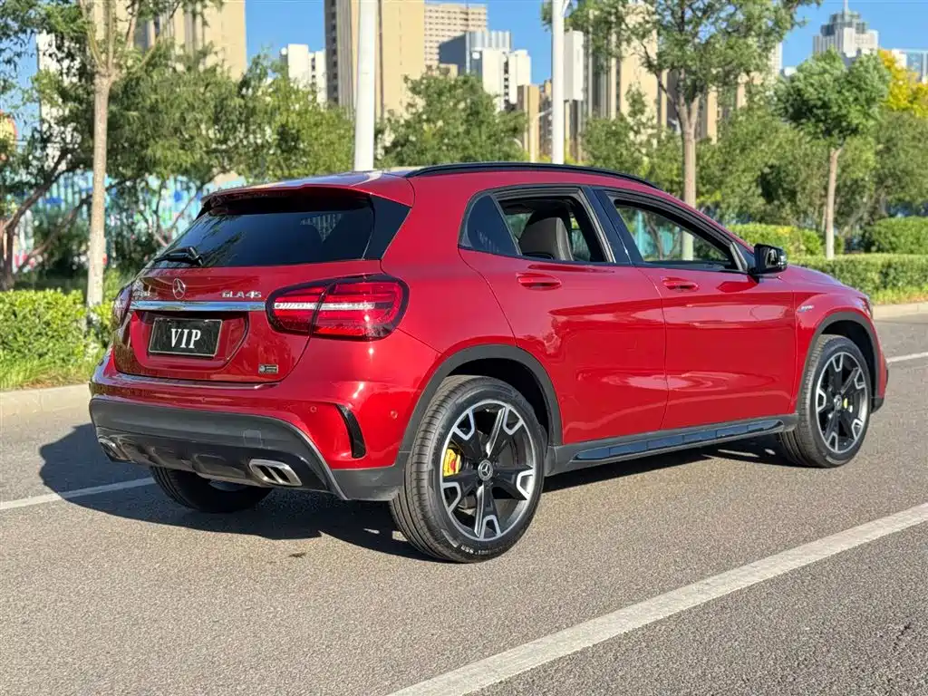 Mercedes-Benz GLA 2018 GLA 220 4MATIC Sport фото 6