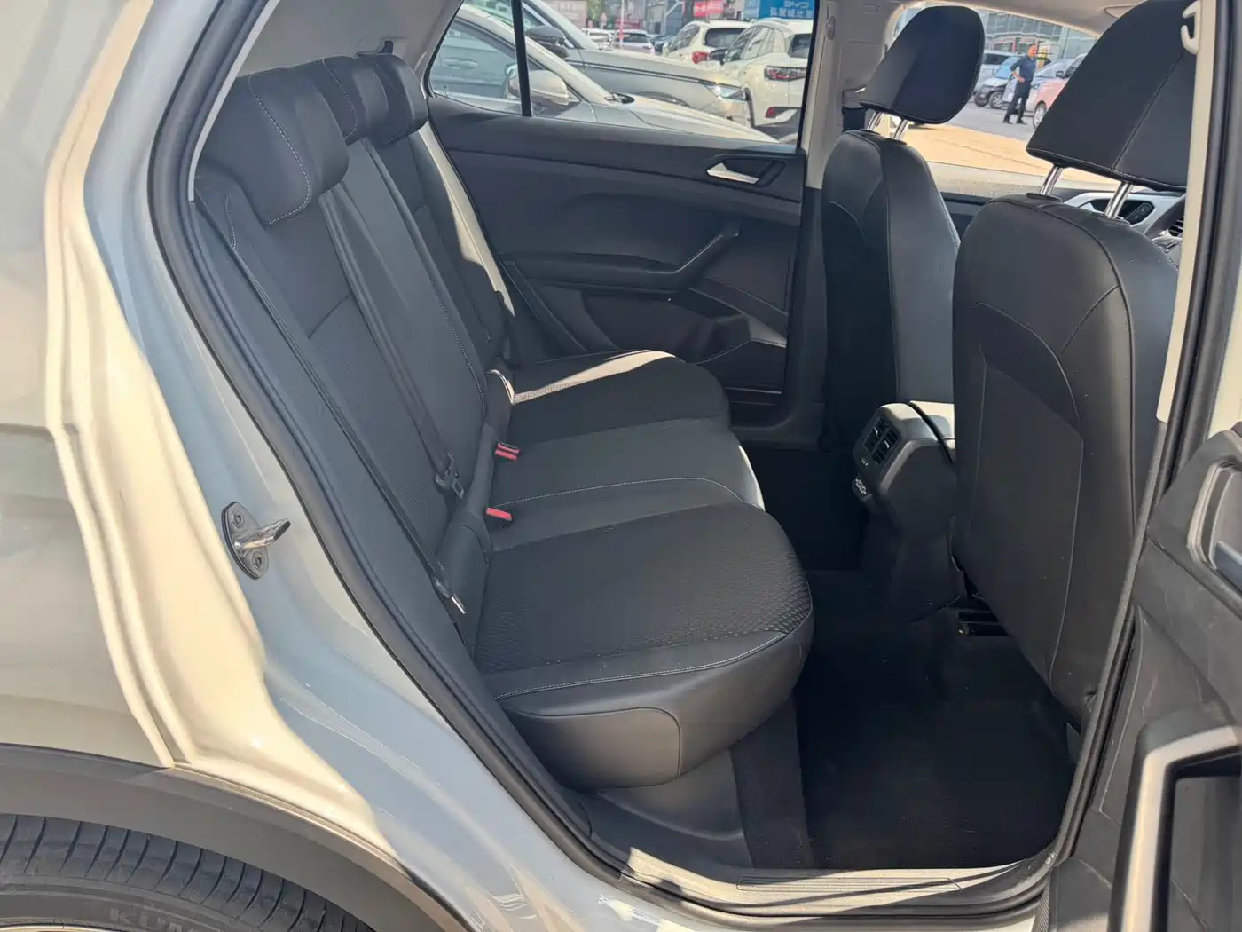 Volkswagen Tanying 2023 Model 200TSI DSG Joy Smart Connect Edition фото 9