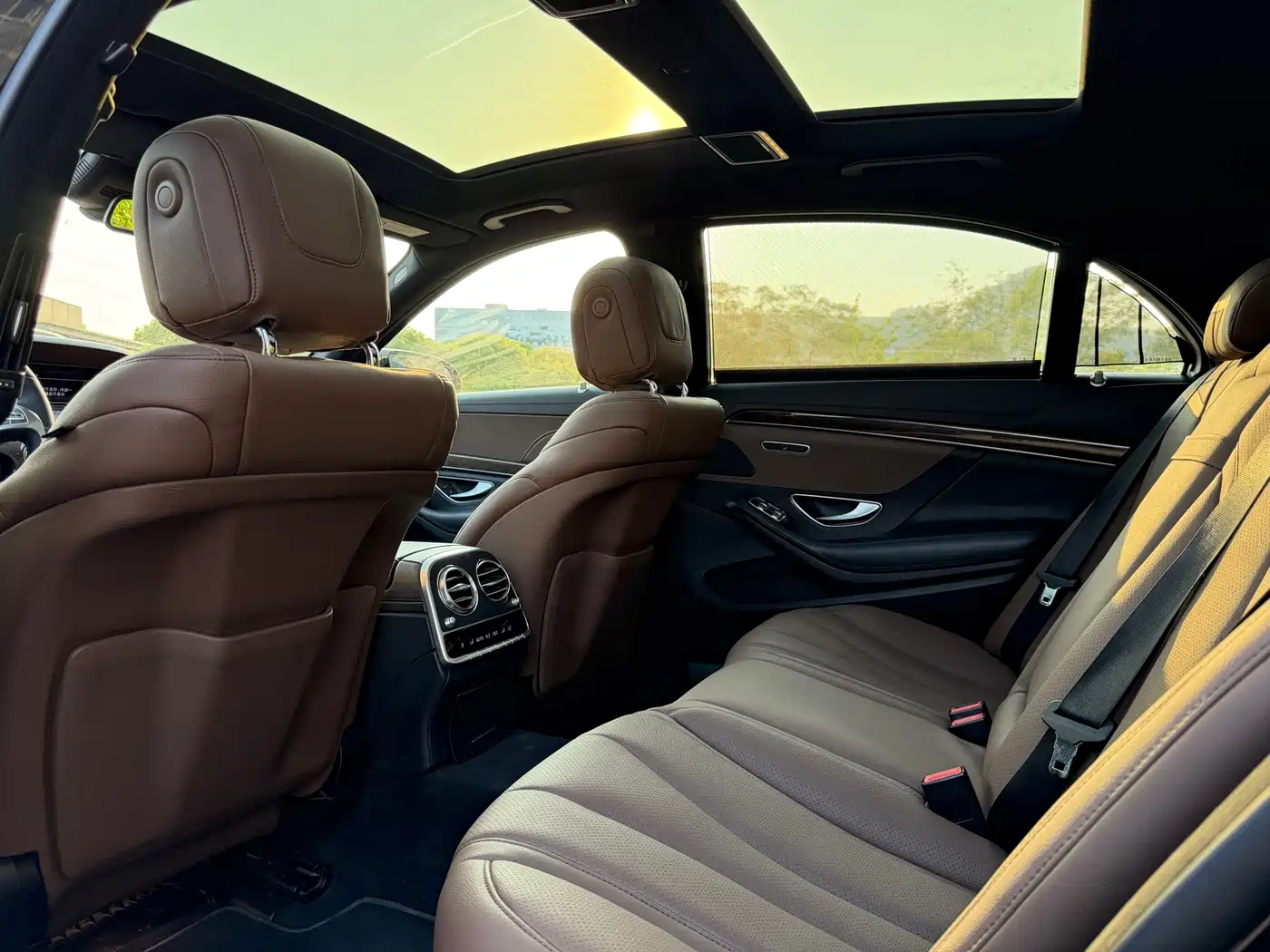 Mercedes-Benz S-Class 2016 S 320 L Luxury фото 6
