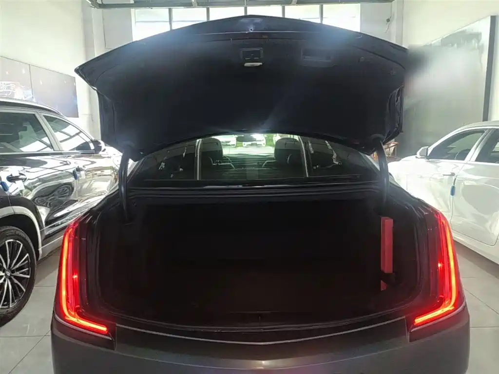 Cadillac XTS 2018 28T Technology фото 19