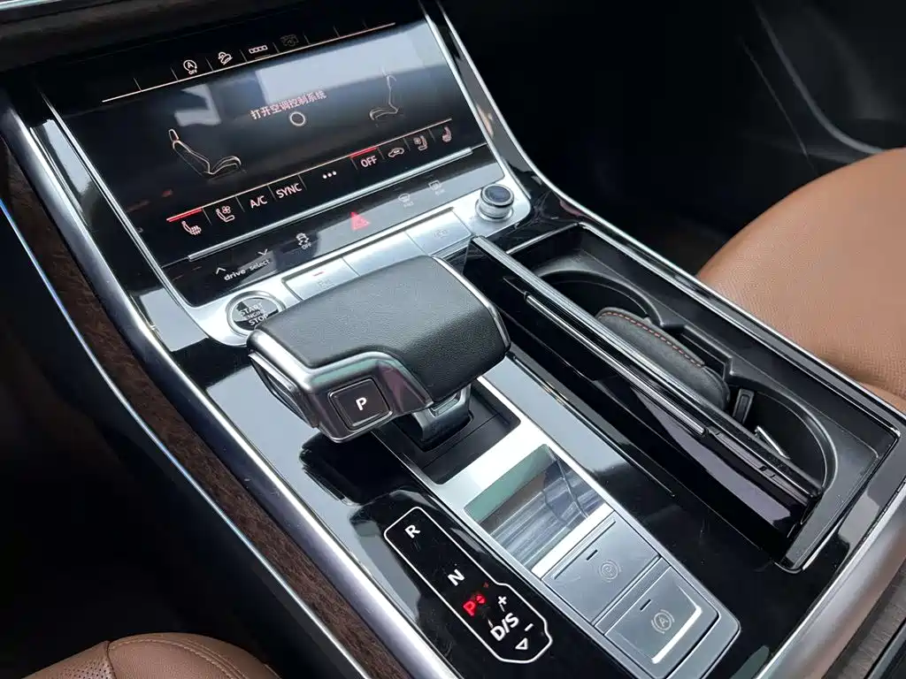 Audi Q7 2021 45 TFSI quattro S line Sport фото 20