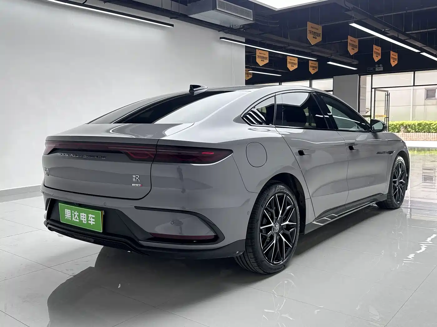 BYD Han 2025 2025 DM-i Smart Driving Edition 125KM LiDAR Flagship