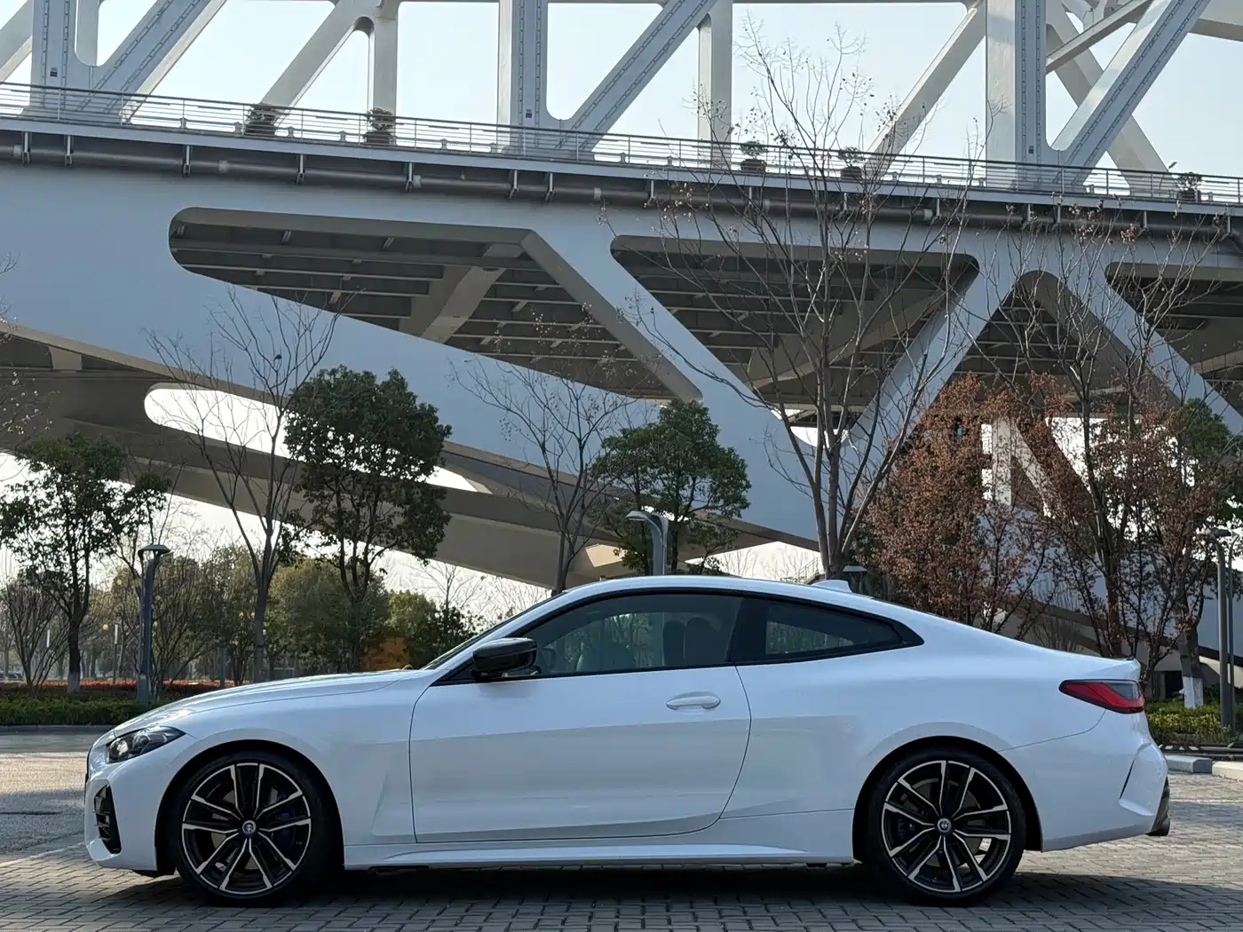 BMW 4 SERIES