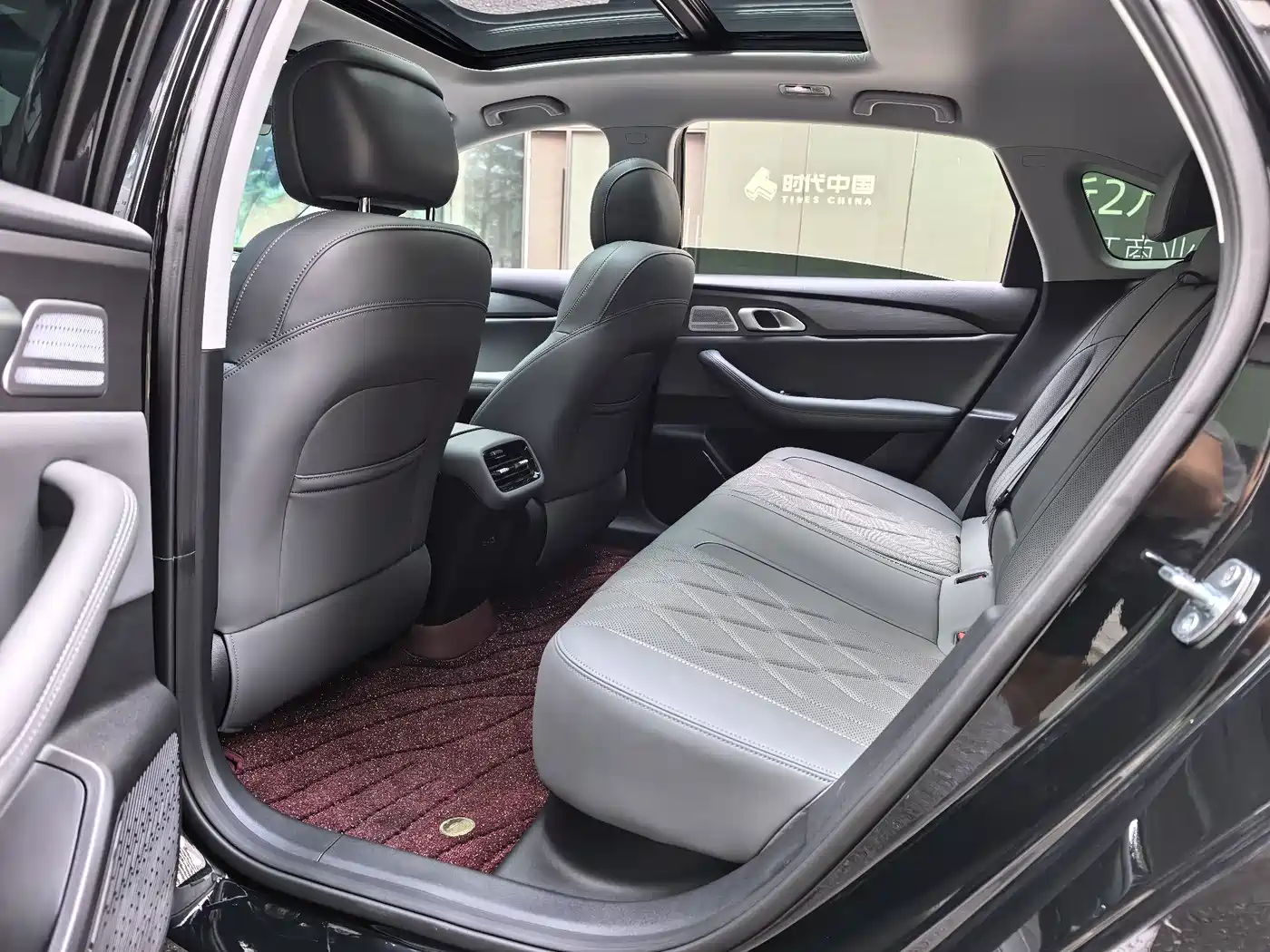 Geely Galaxy Galaxy A7 2025 EM-i 150km Premium Edition фото 7