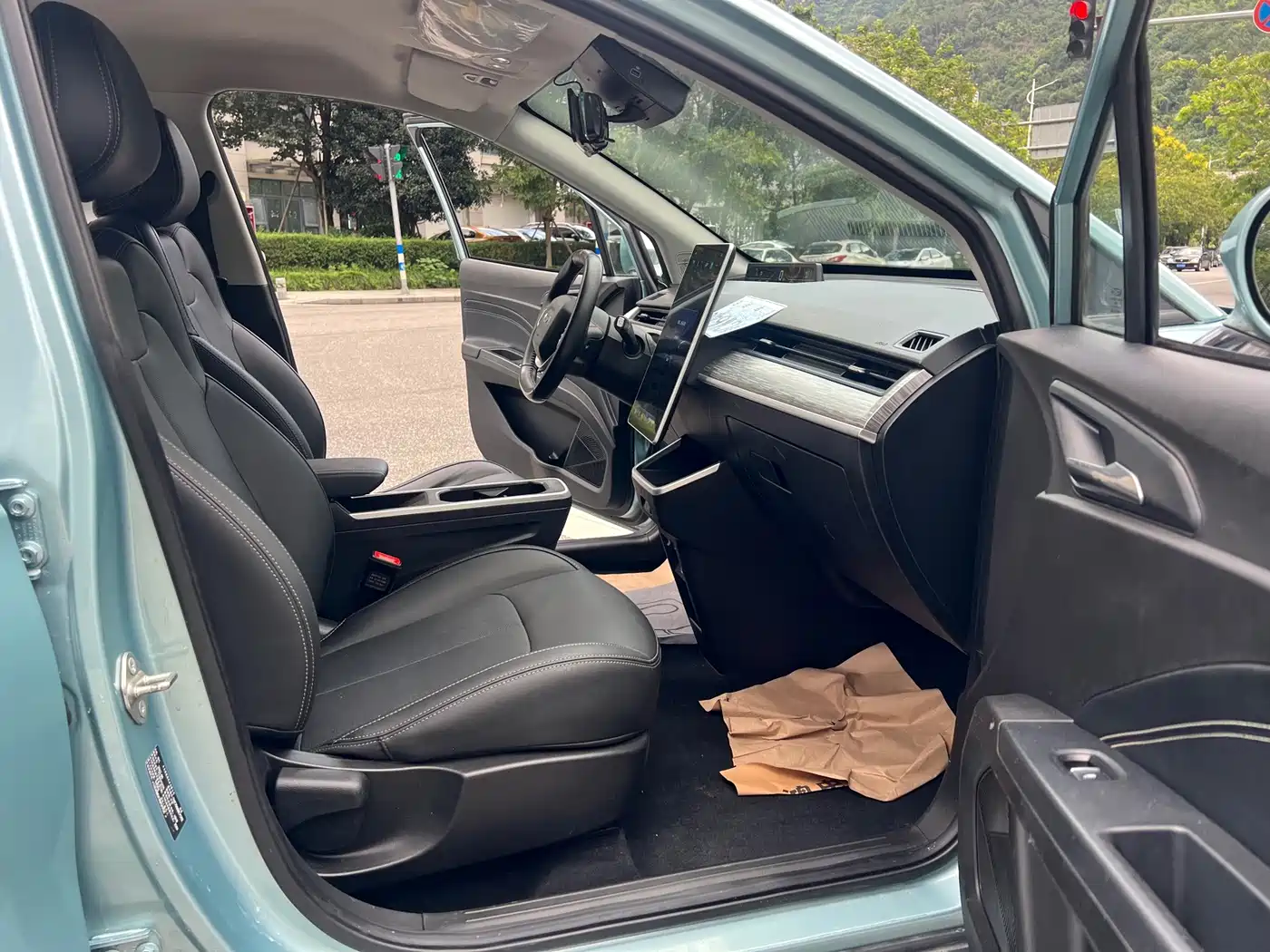 Nezha Auto Nezha V 2022 2022 Standard Range Industry Custom Edition