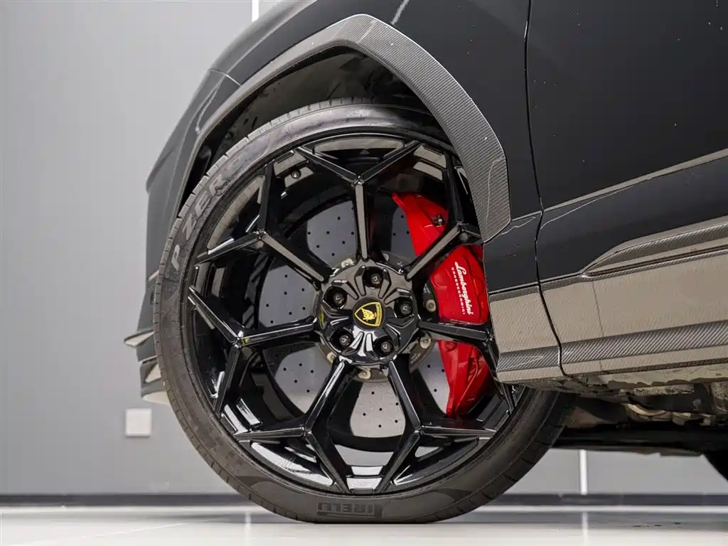 Lamborghini Urus 2022 4.0T V8 Performante фото 5