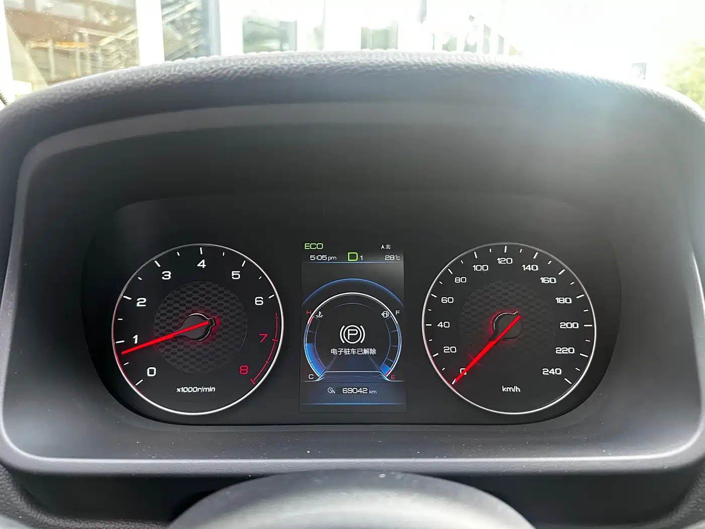BYD Tang 2019 2.0T Automatic Smart Connect Delight 7-seater China VI фото 9