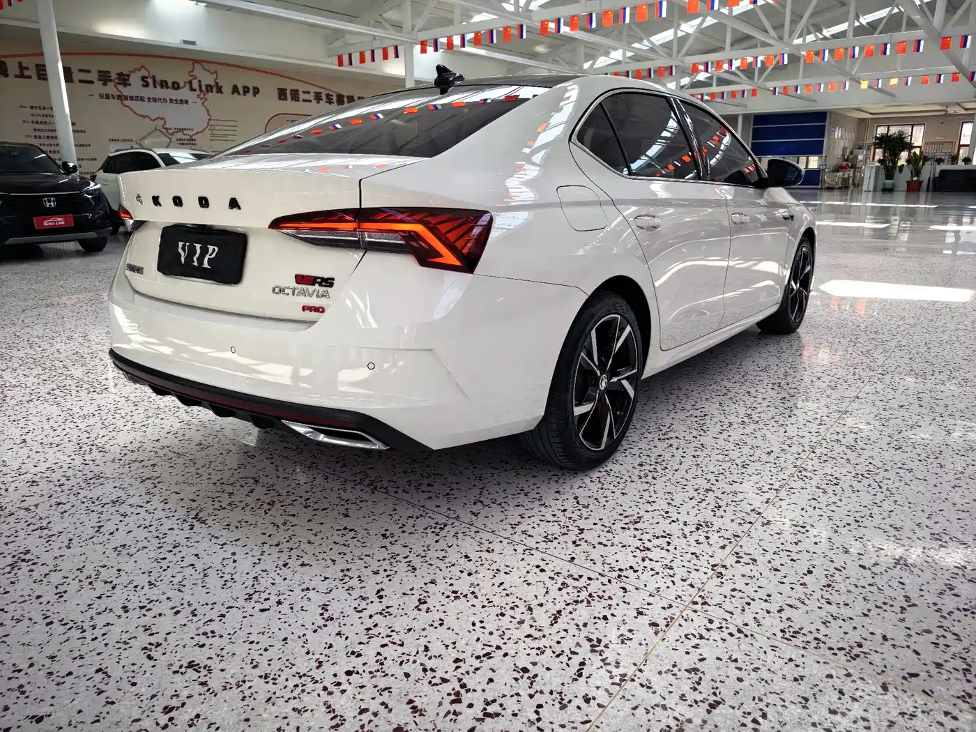 Škoda Octavia 2022 PRO TSI280 Premium Edition фото 8