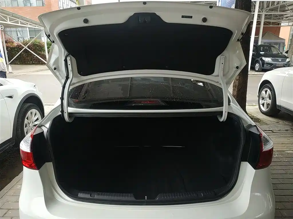 Kia K3 2016 1.6L Automatic GLS фото 19