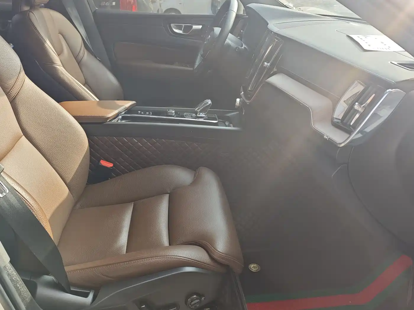 Volvo XC60 Plug-in Hybrid 2023 2024 T8 PHEV Long Range AWD Smart Elite Luxury Edition