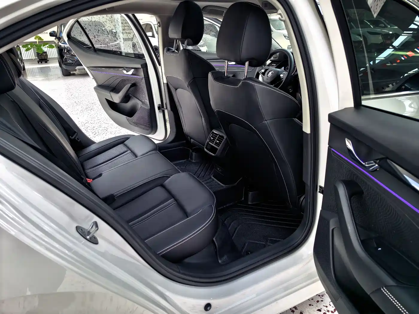 Škoda Octavia 2022 PRO TSI280 Premium Edition фото 11