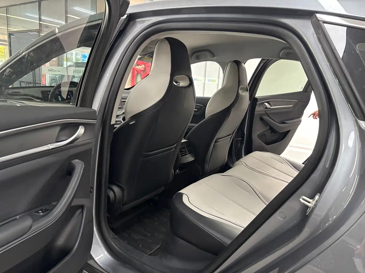 BYD Destroyer 05 2024 Glory Edition DM-i 55KM Luxury фото 11