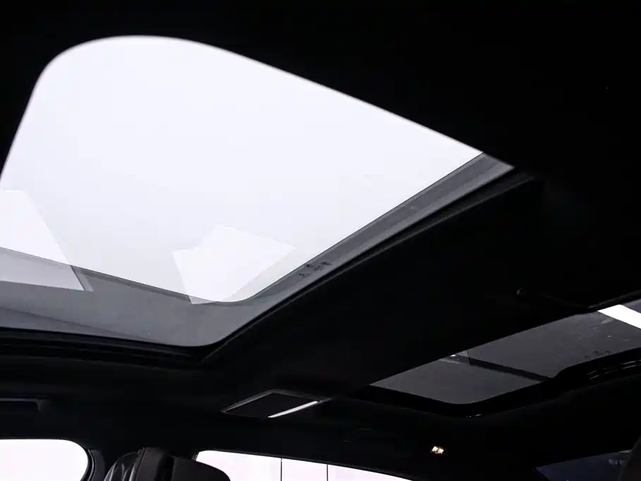 BMW 7 Series 2021 Model 740Li Leading M Sport Package фото 10