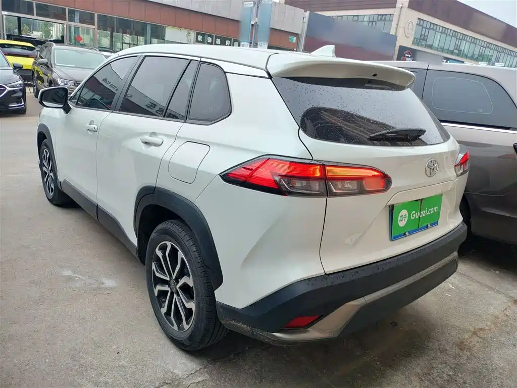 Toyota Frontlander 2022 2.0L CVT Luxury Edition фото 6