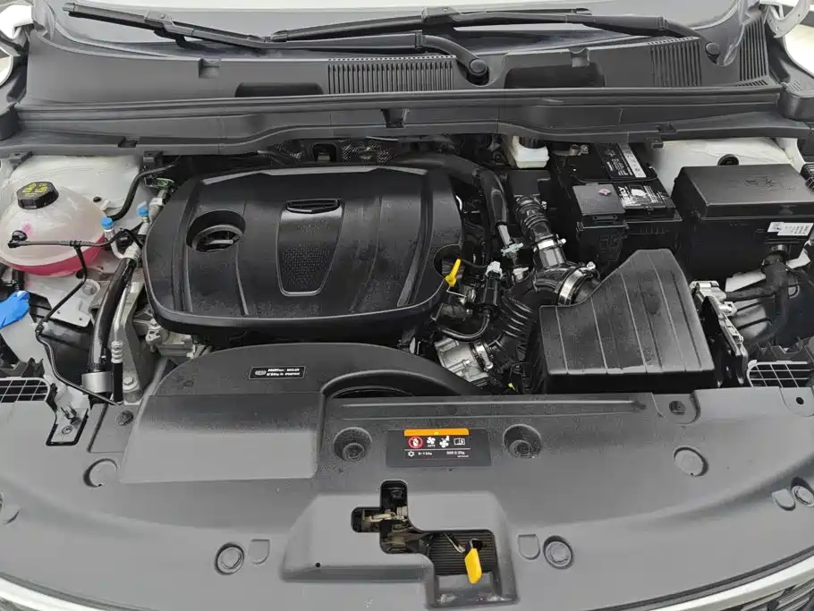 Фото 10 - Geely Coolray