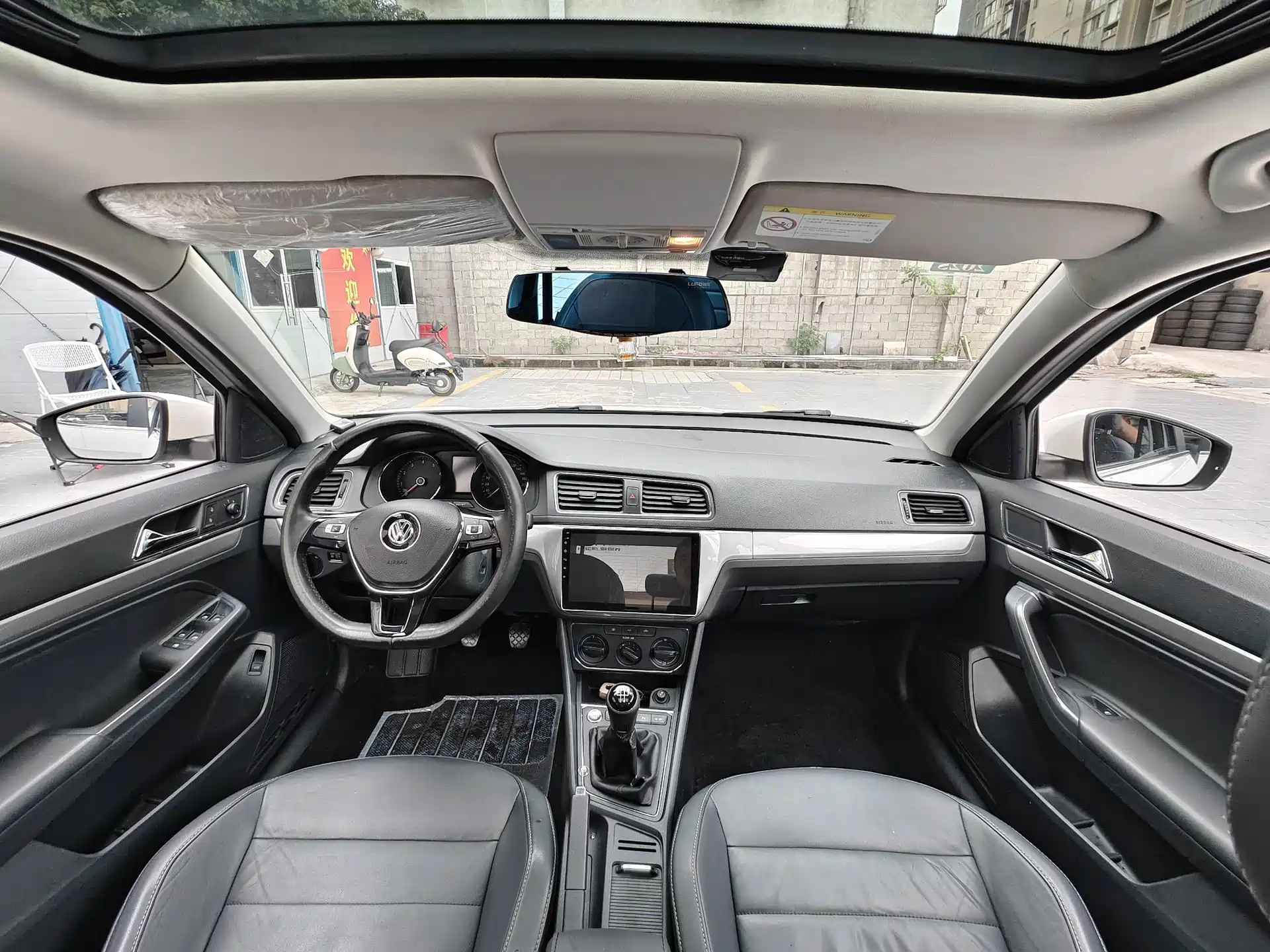 Photo 6 - Volkswagen Lavida