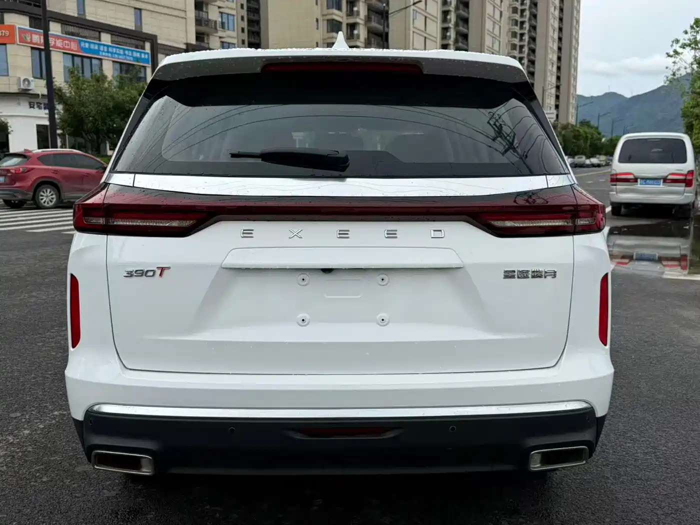 Exeed Landmark 2021 2021 390T 2WD Starlight Edition