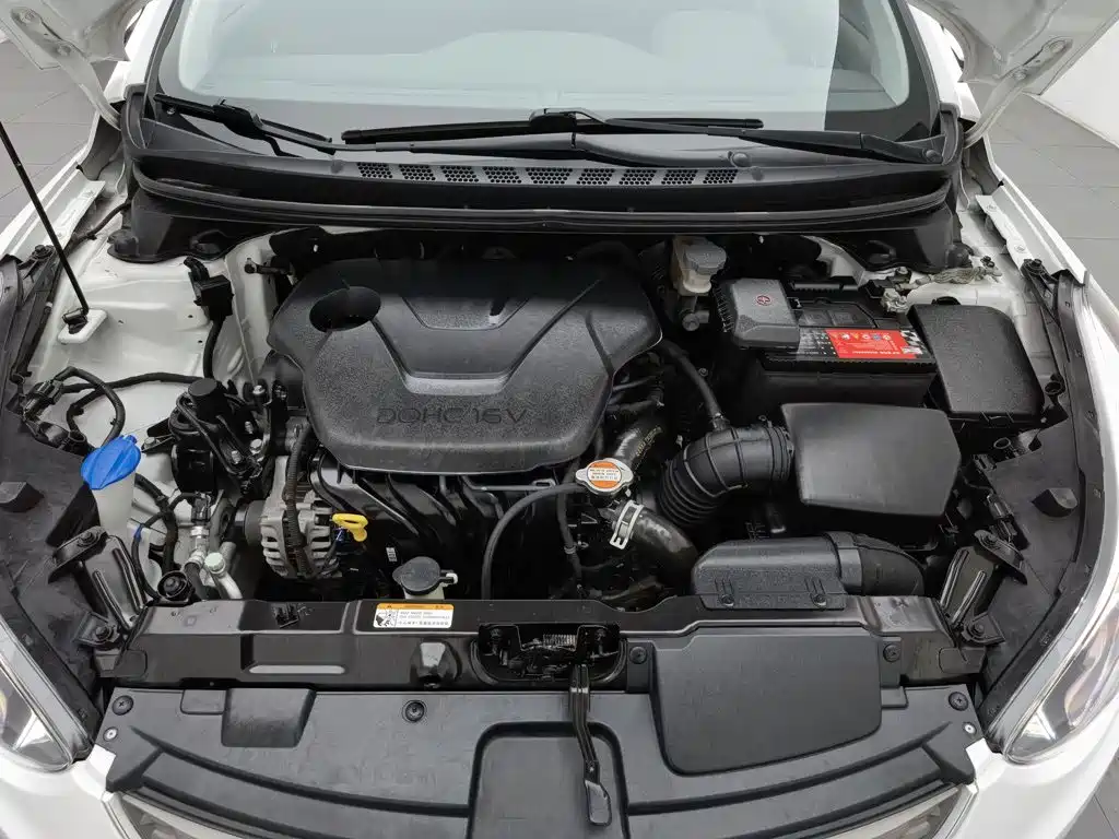 Hyundai Langdong 2017 2016 1.6L Manual Premium Edition