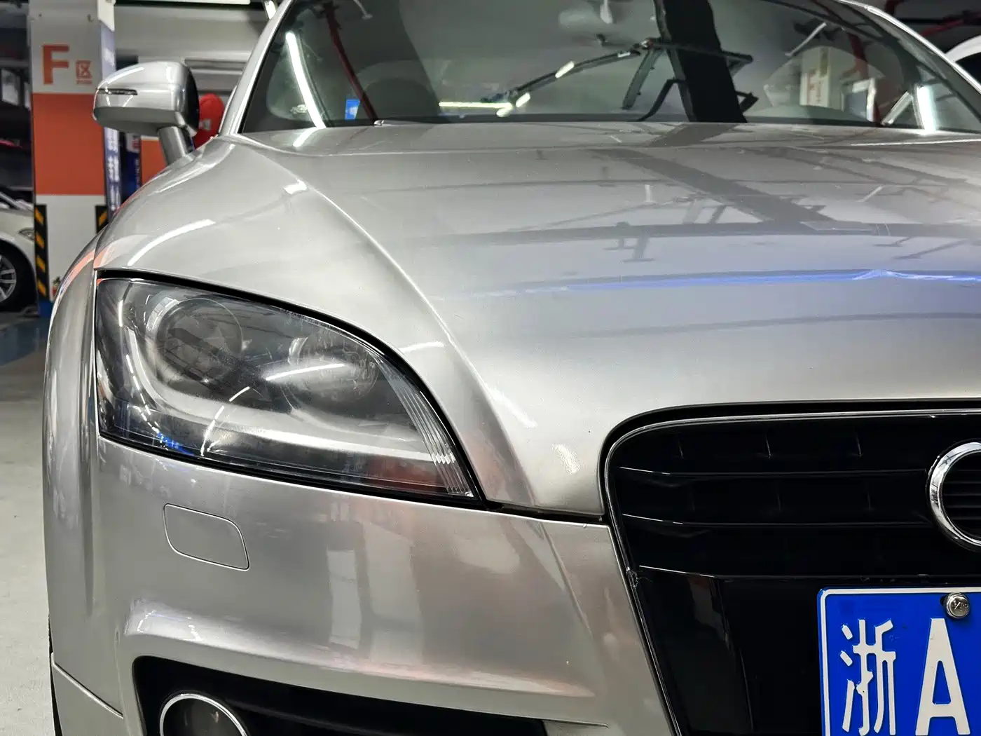 Photo 8 - Audi TT
