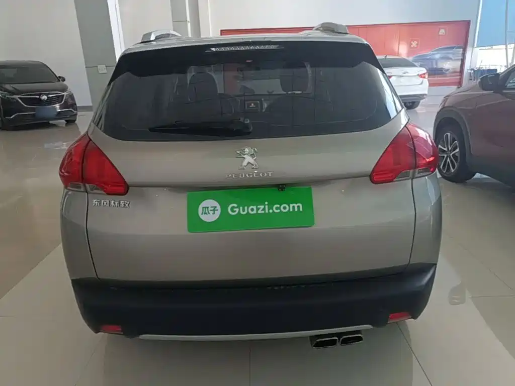 Фото 6 - Peugeot 2008