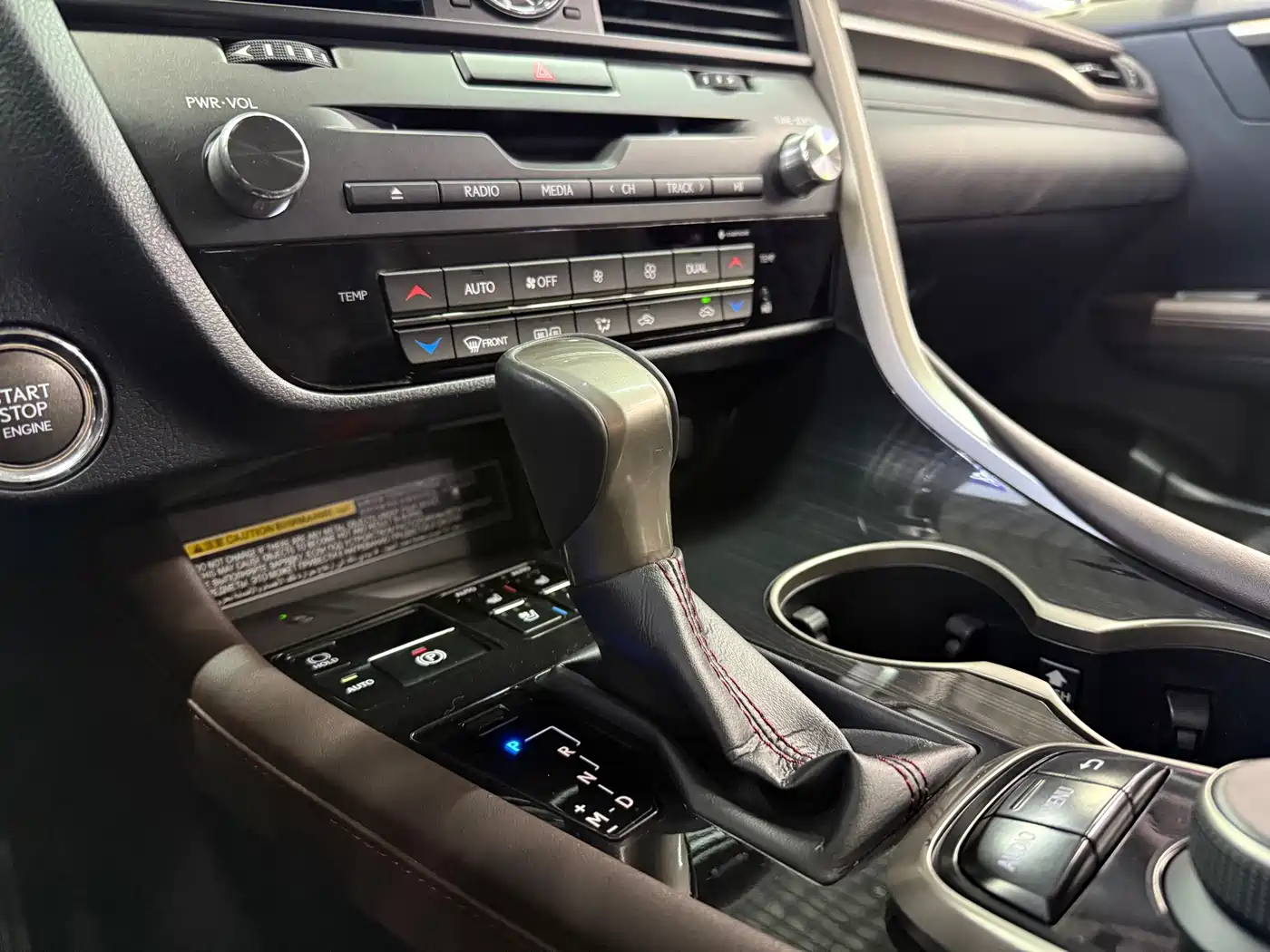 Lexus RX 2016 300 4WD Elegance Edition (China V) фото 15