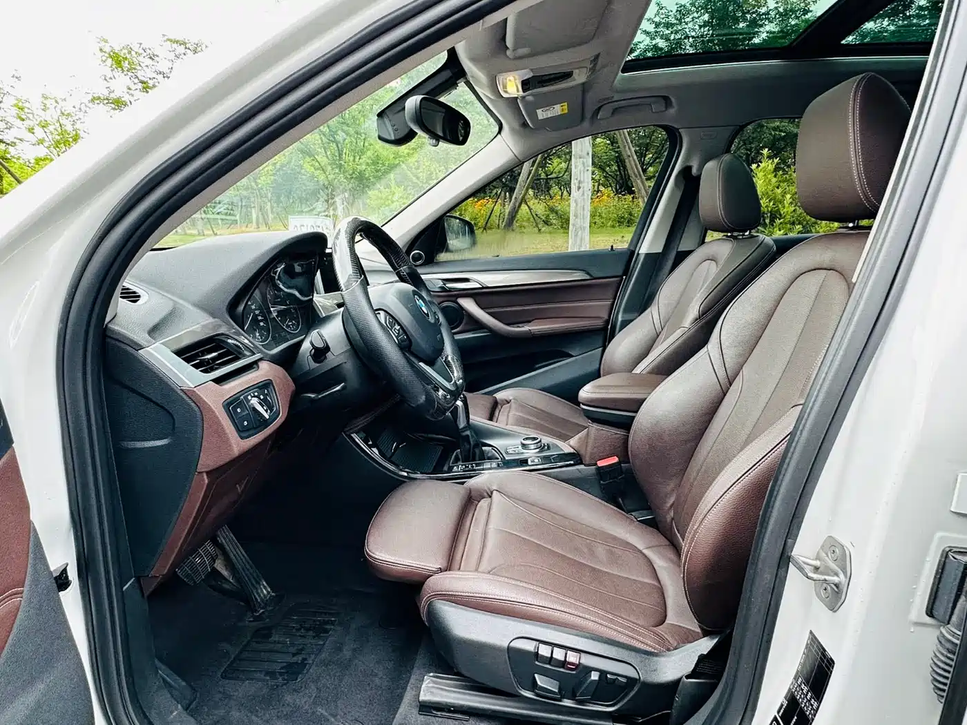 BMW X1 2018 xDrive20Li Premium Model фото 7