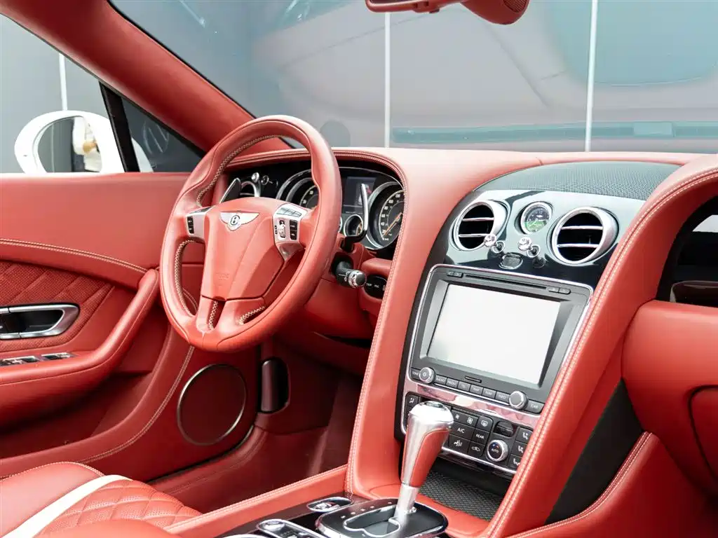 Bentley Continental 2017 4.0T GT V8 Convertible фото 14