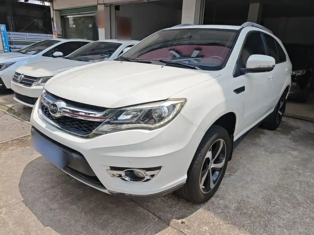 BYD S7 2017 2017 2.0T Automatic Luxury Model
