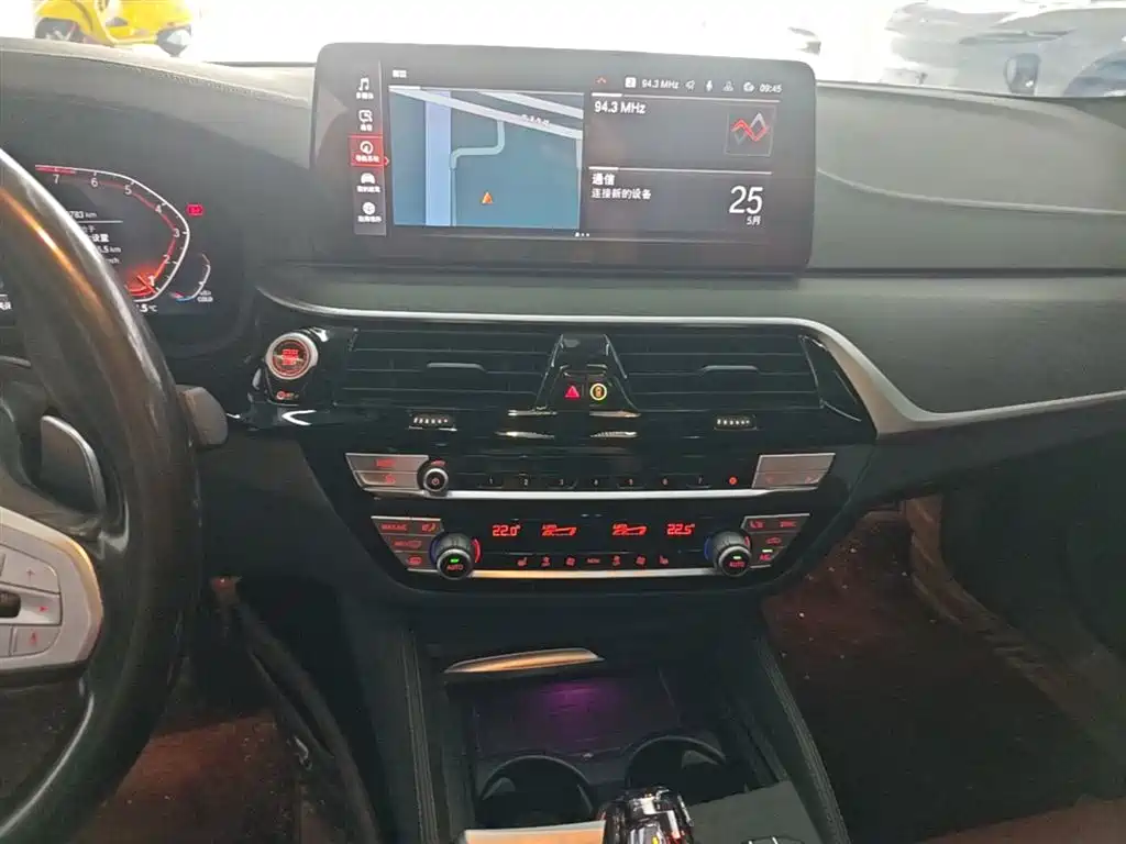 BMW 5 Series 2022 Model Second Facelift 530Li Leading M Sport Package фото 13
