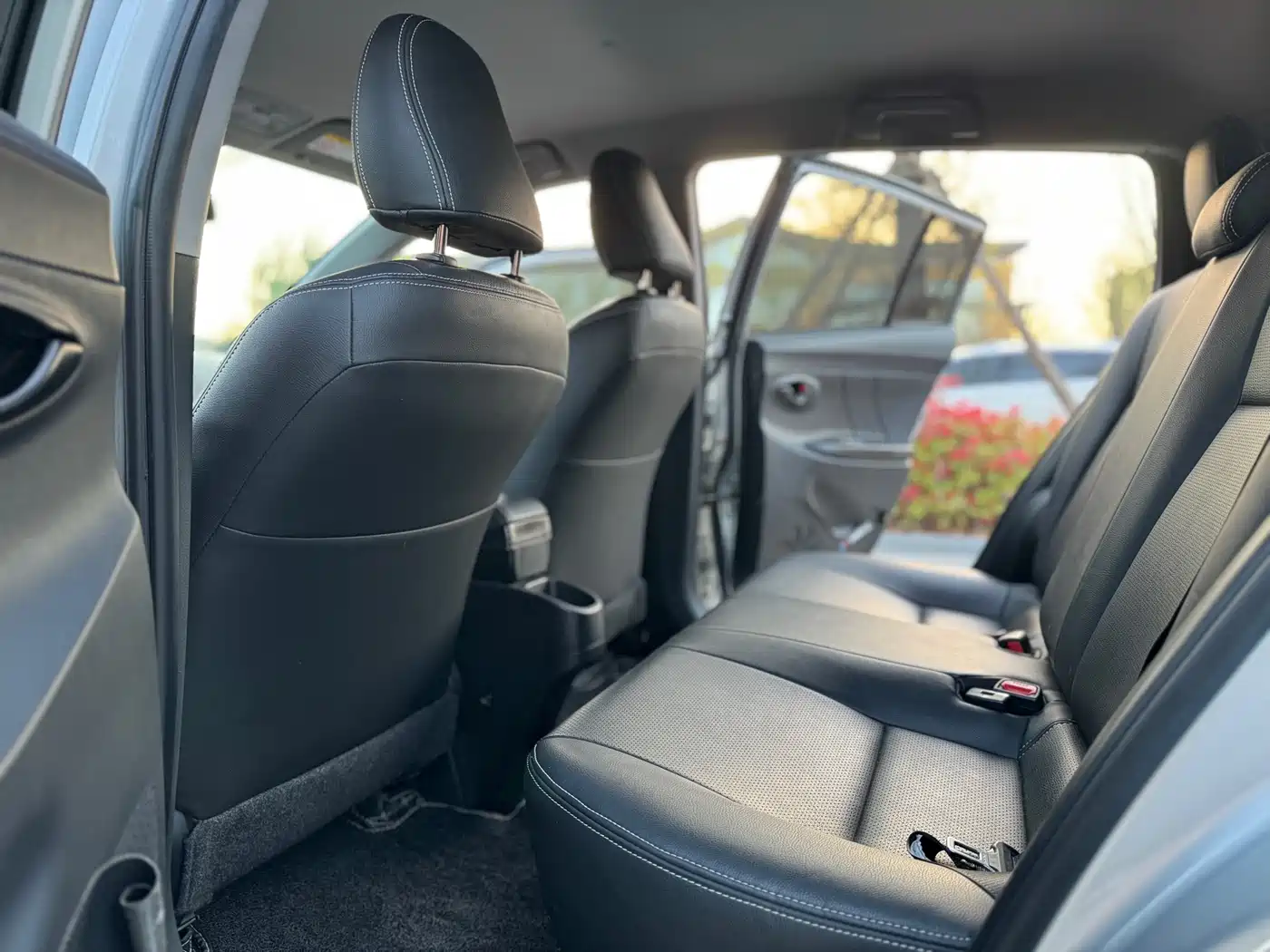 Toyota YARiS L Zhi Xuan 2022 1.5L CVT Luxury PLUS Edition фото 7