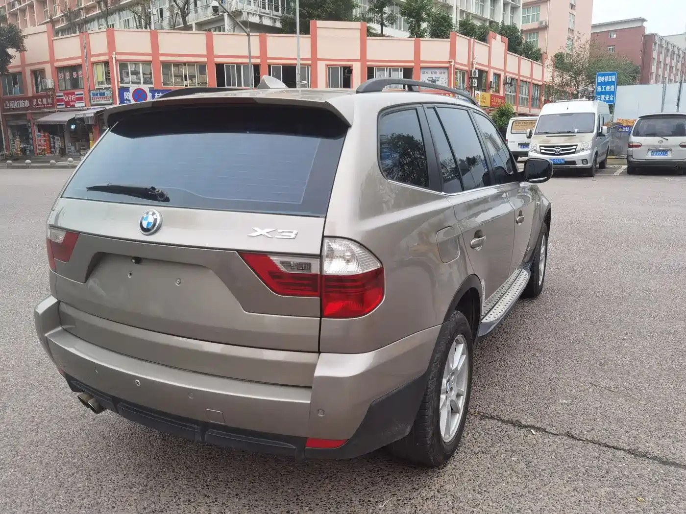 BMW X3 (Import) 2008 xDrive25i Leading Edition фото 7