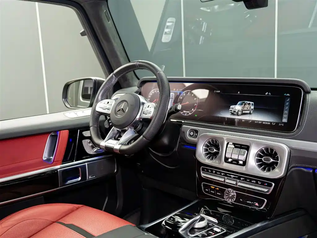 Mercedes-Benz G-Class AMG 2023 AMG G 63 фото 10