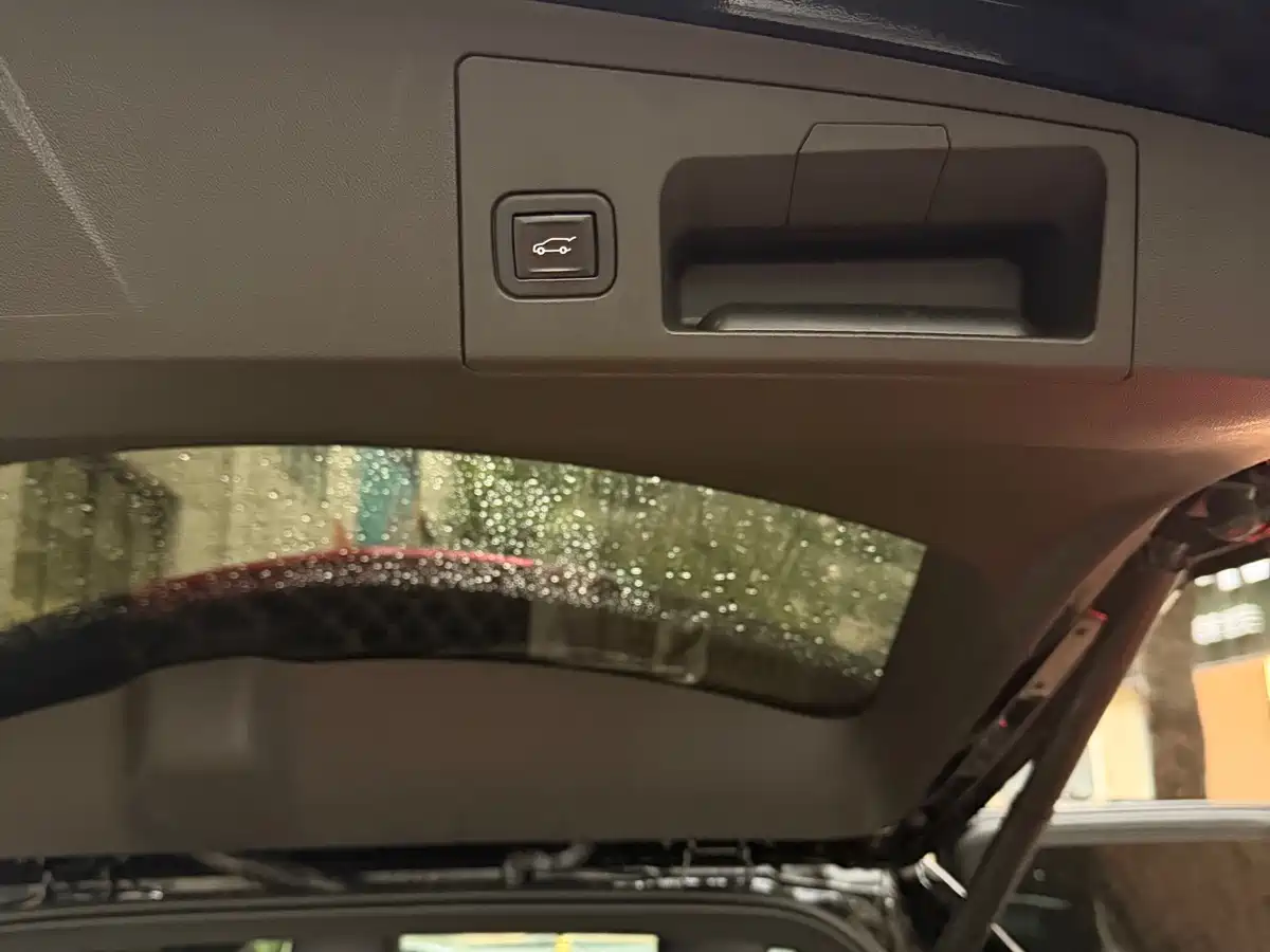 Cadillac XT5 2021 28T 4WD Luxury фото 9