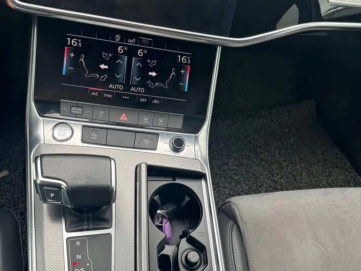 Audi A6L 2020 45 TFSI quattro Premium Dynamic фото 9