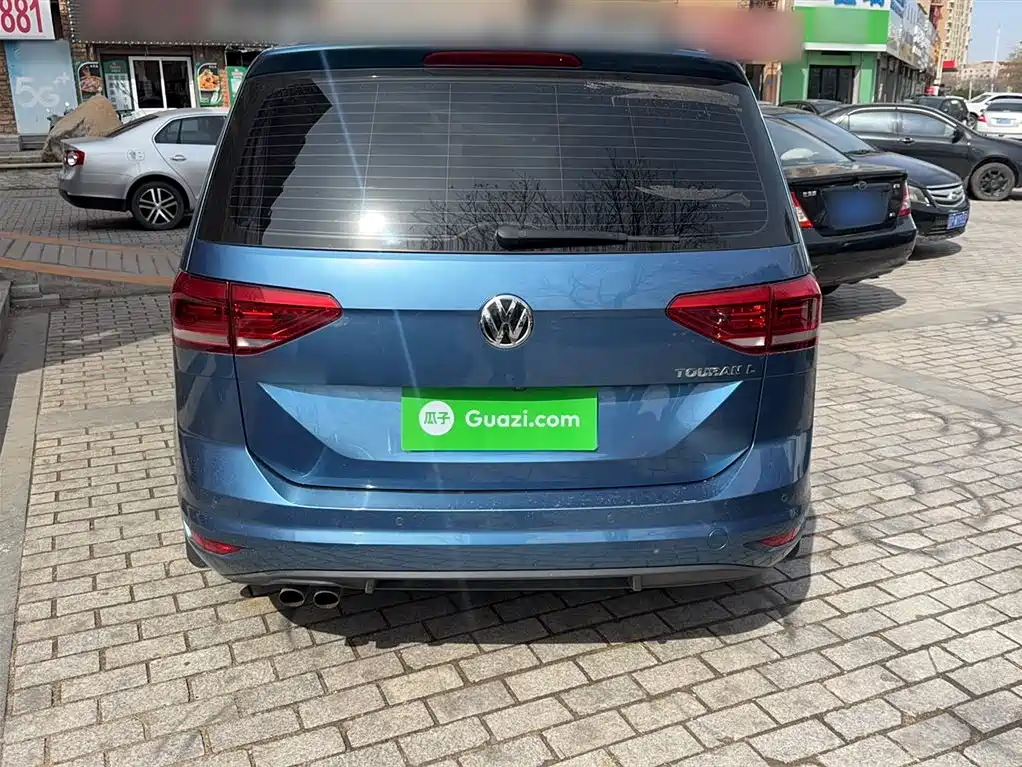 Volkswagen Touran 2018 Touran L 280TSI DSG Comfort 7-seater China V фото 13