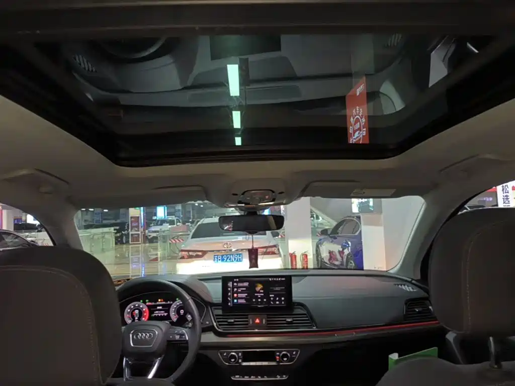 Audi Q5L 2022 40T Luxury Dynamic фото 18