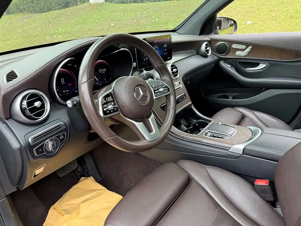 Mercedes-Benz GLC 2020 Facelift GLC 260 L 4MATIC Luxury фото 7