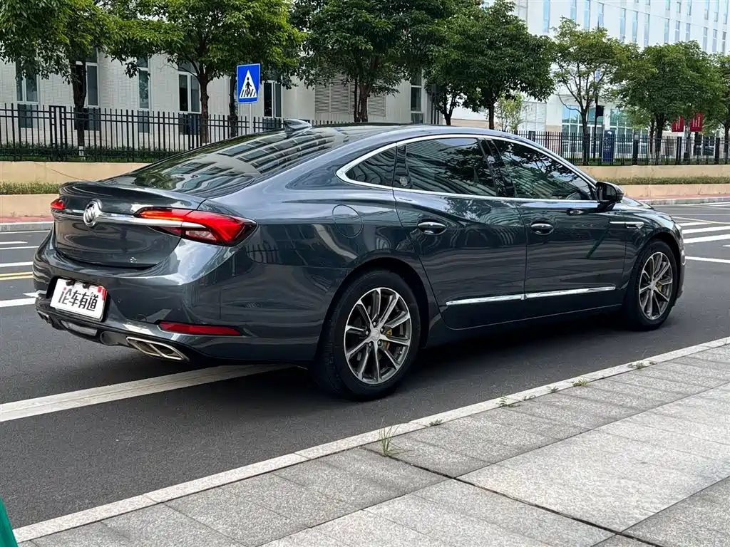 Buick LaCrosse 2021 652T Luxury Edition фото 2