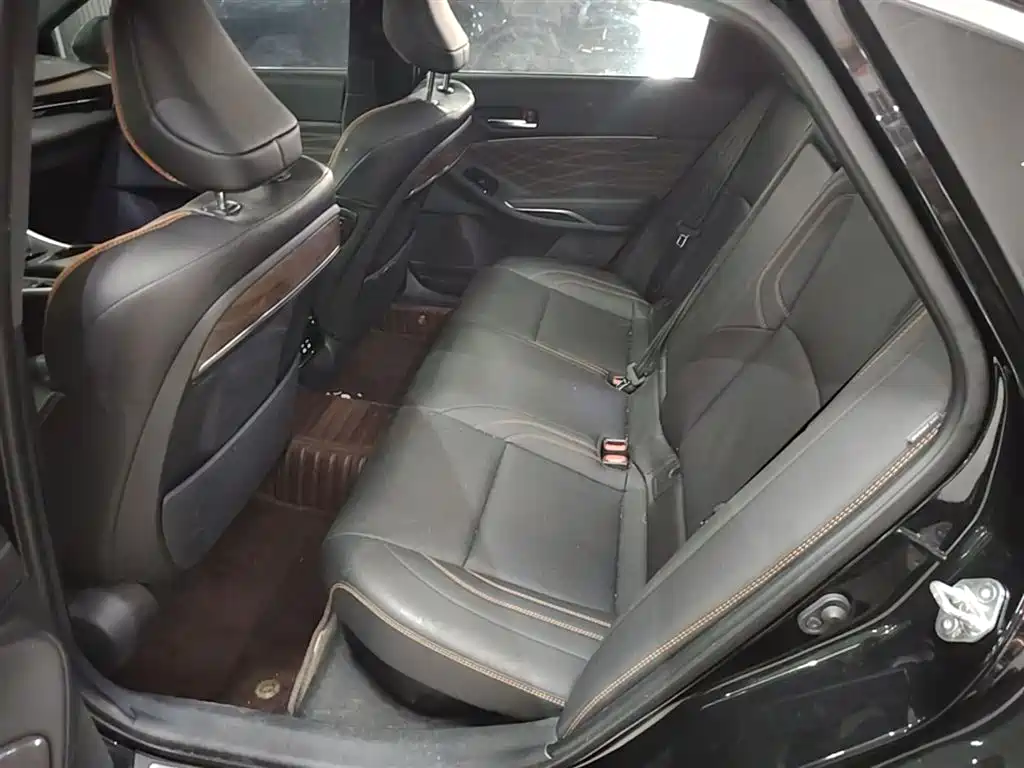 Toyota Avalon 2024 Model Hybrid 2.0L Prestige Edition фото 17