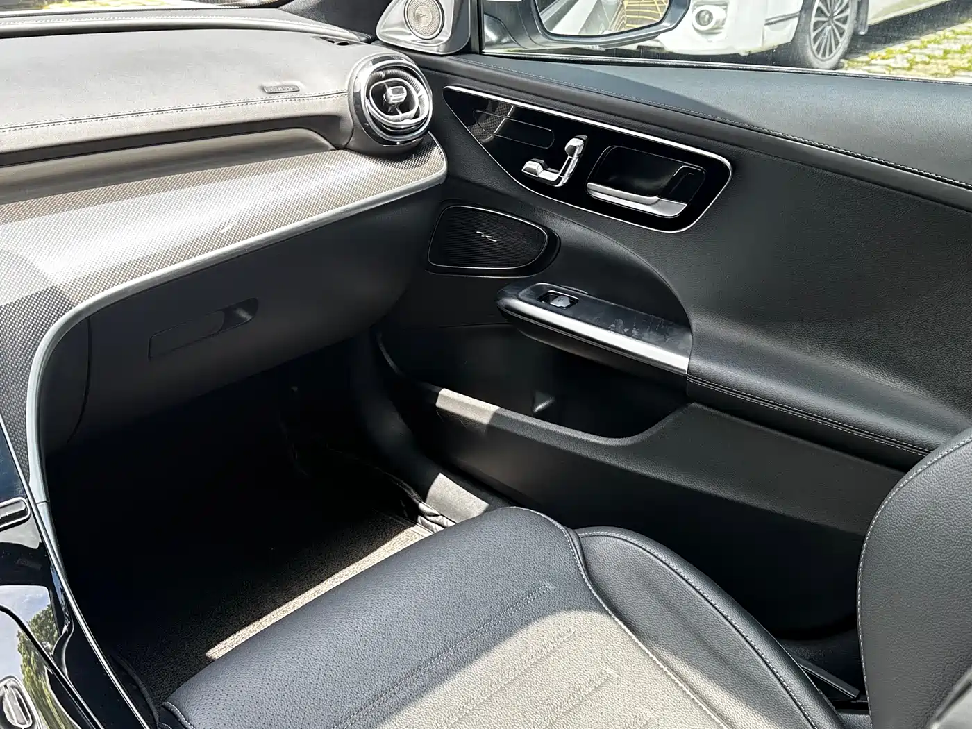Mercedes-Benz C-Class 2023 C 260 L Sport фото 9